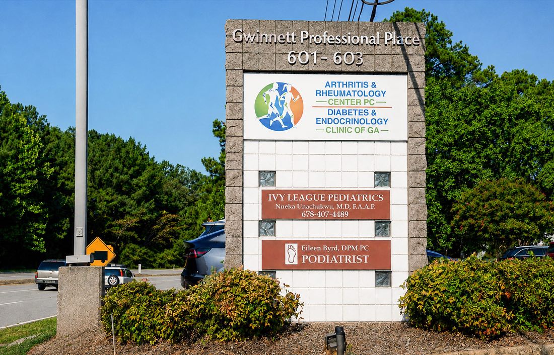 The Gwinnett Professional Place sign at the road, listing Ivy League Pediatrics